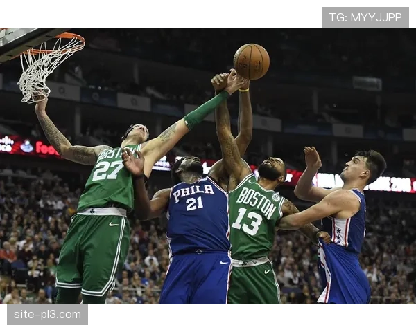 NBA赛季焦点：76人对决凯尔特人，攻防对垒三分球成胜负关键